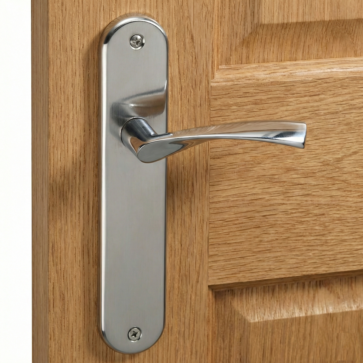 Türklinke Modell '130' Welle mit ovaler Rosette aus Zamak für Türen in satiniertem Nickel-Finish