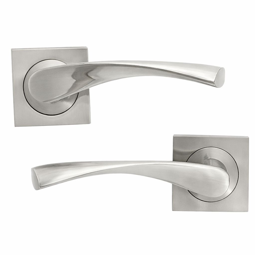 Türklinke '130A' aus Aluminium in satiniertem Nickel mit quadratischer Rosette für Türen