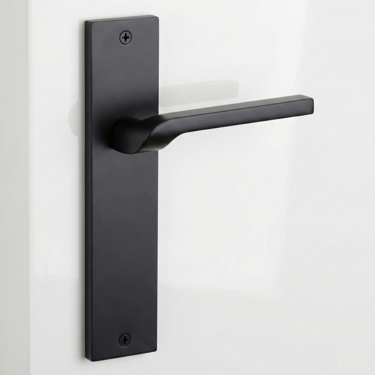 Türklinke Modell 559 mit rechteckigem Zamak-Schild in Schwarz für Türen
