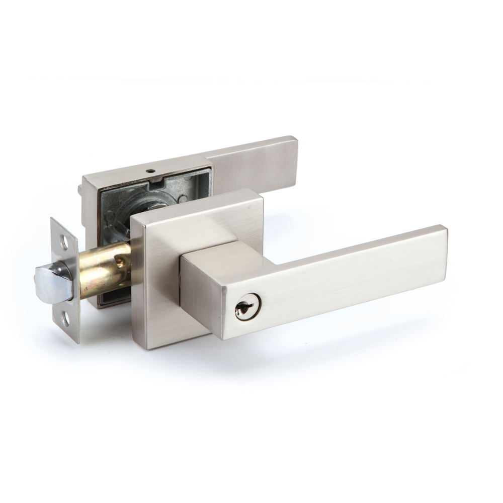 Türklinke Modell Luke in satiniertem Nickel mit integriertem Schloss und quadratischer Rosette für Eingangstüren