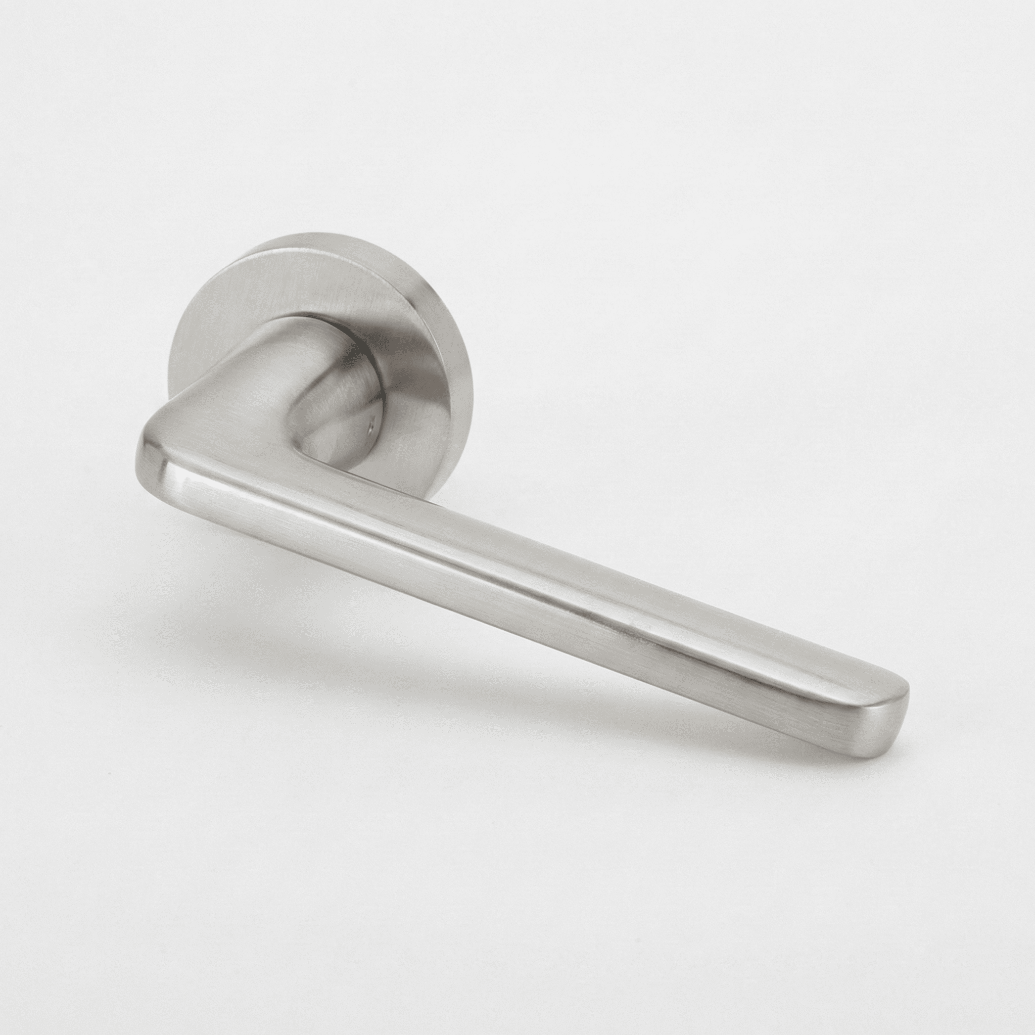 Türklinke mit runder Rosette aus Aluminium RS-310 satiniertem Nickel